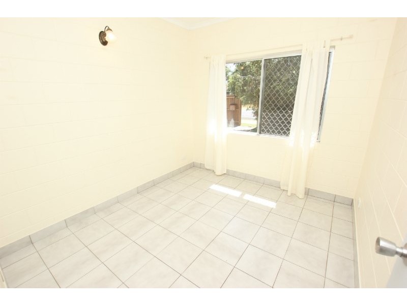 Bentley Park QLD 4869