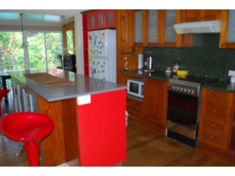 37 Hodel Street, Whitfield QLD 4870