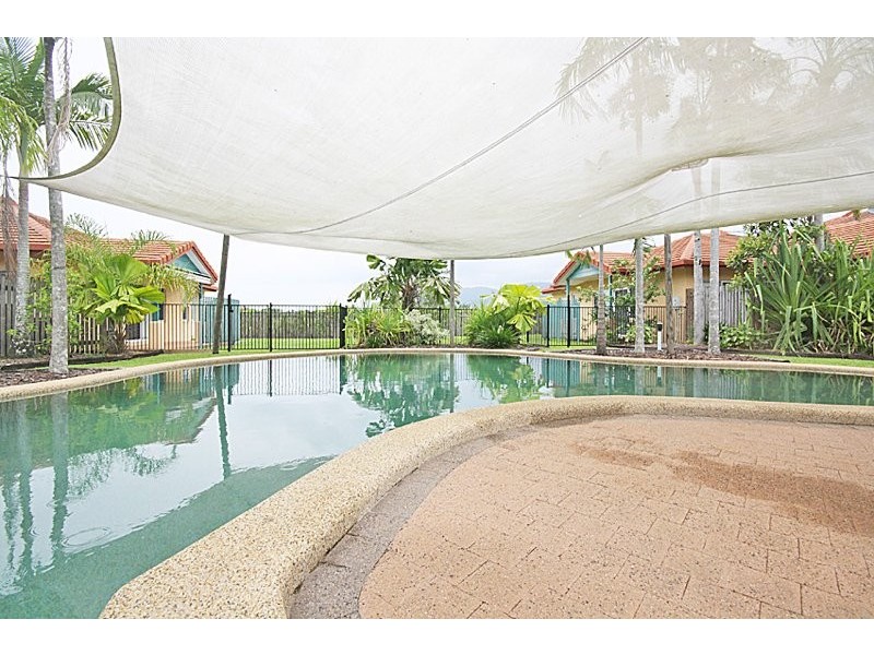 6/7A GRANTALA STREET, Manoora QLD 4870