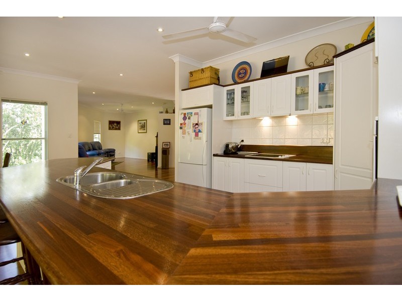 10 Timberlea Drive, Bentley Park QLD 4869