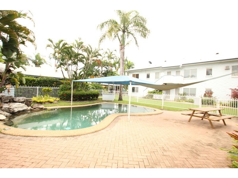 2/3-5 Springfield Crescent, Manoora QLD 4870