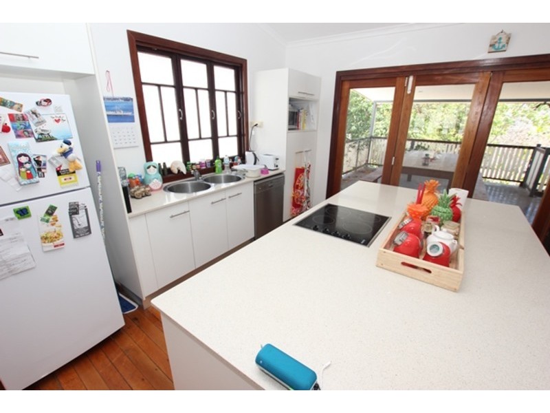 14 Lumley Street, Cairns City QLD 4870