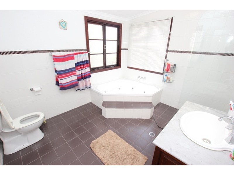 14 Lumley Street, Cairns City QLD 4870