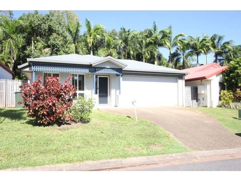 11 Chesterfield Close, Brinsmead QLD 4870