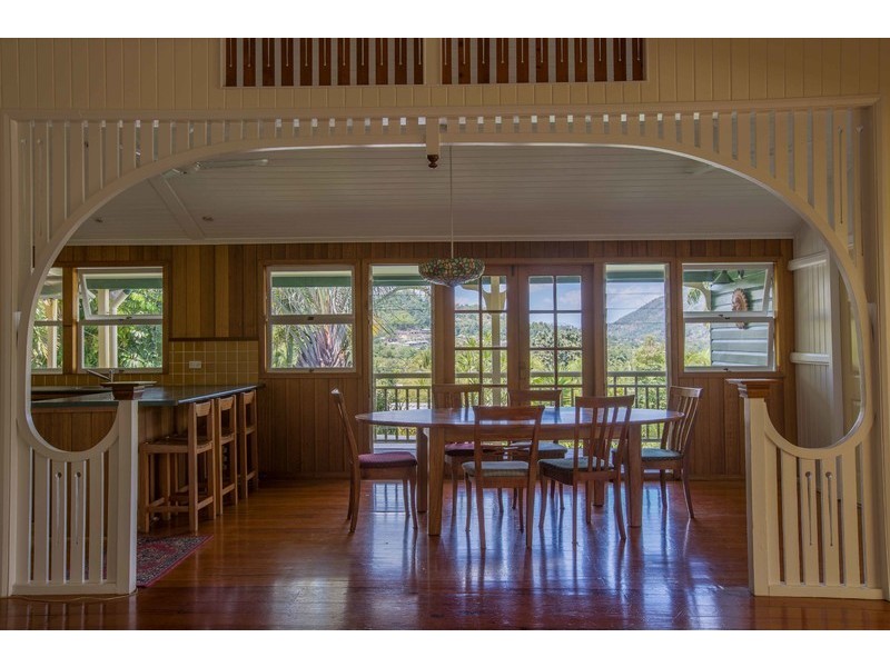 7-9 Curlewis Street, Brinsmead QLD 4870