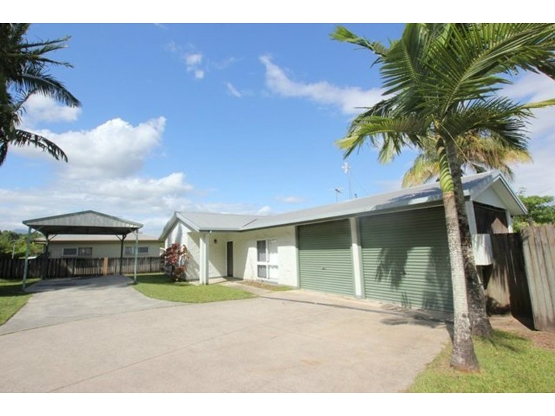 4 Thornton Street, White Rock QLD 4868