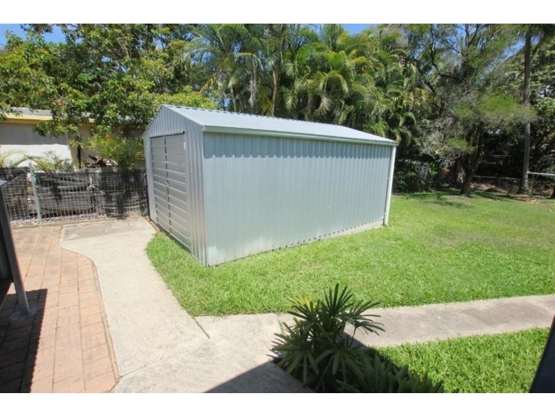 37 Henley Street, Earlville QLD 4870