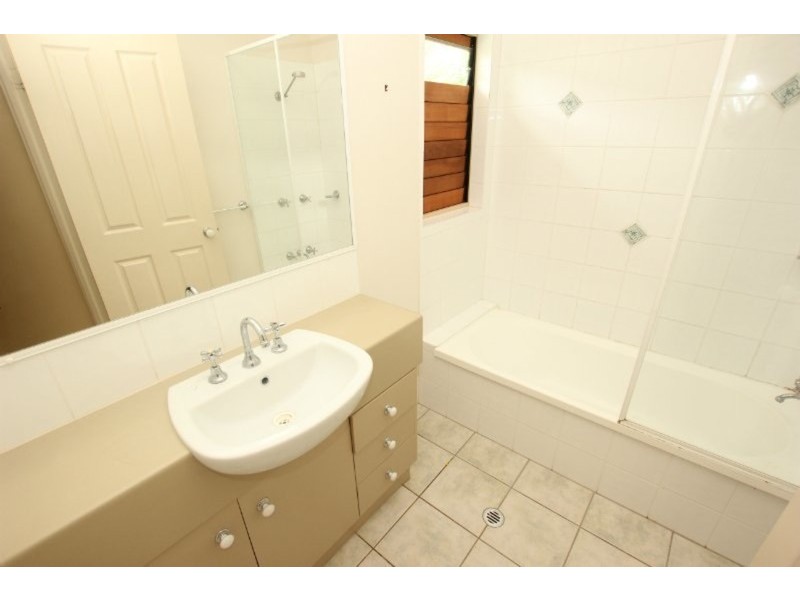 5/71- 73 Cedar Road, Palm Cove QLD 4879
