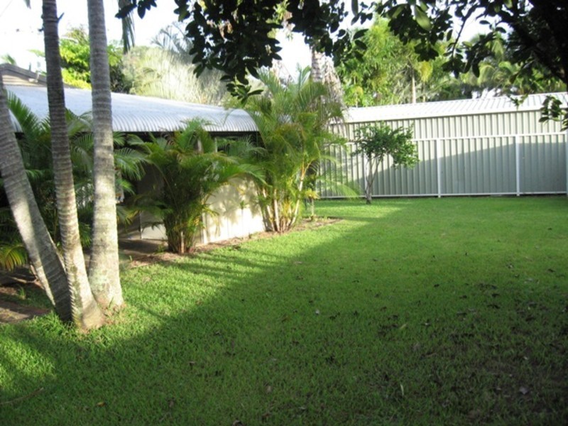 7 Periwinkle Avenue, Trinity Beach QLD 4879