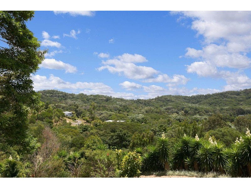 16 Willaimson Drive, Kuranda QLD 4881