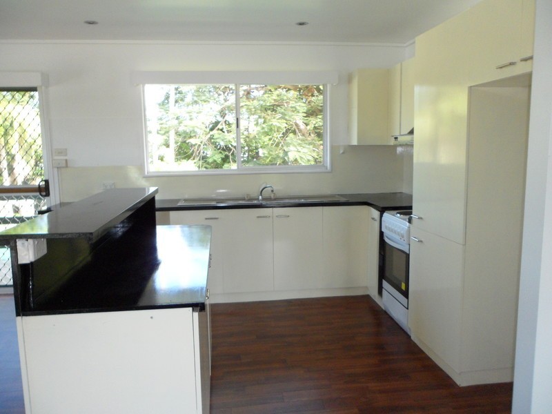 24 Yangoora Street, White Rock QLD 4868