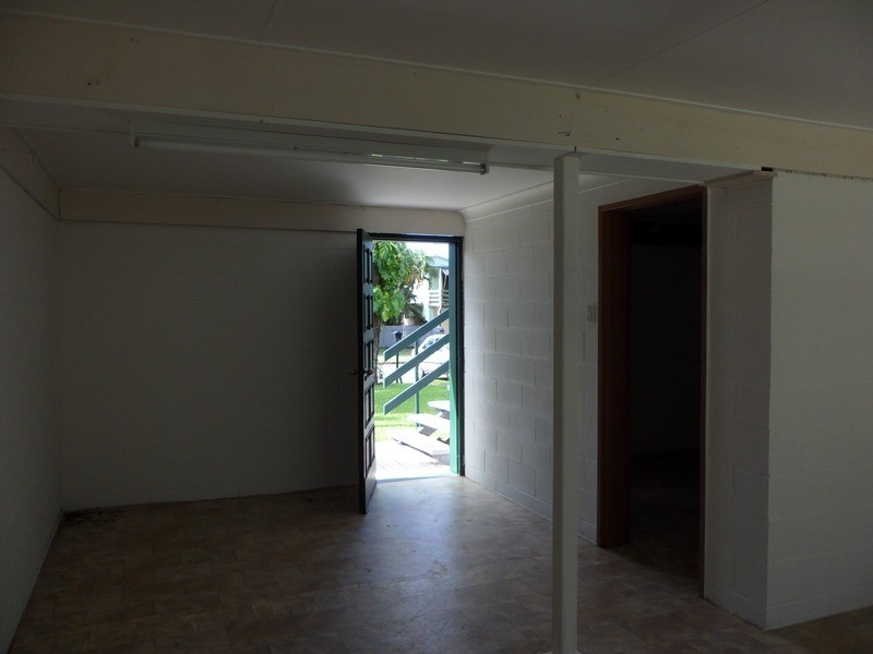 24 Yangoora Street, White Rock QLD 4868
