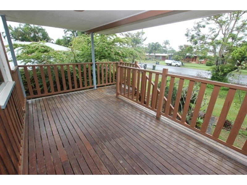 274 Aumuller Street, Westcourt QLD 4870