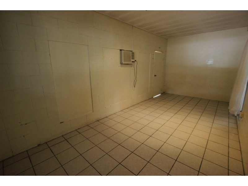 179 Swallow Street, Mooroobool QLD 4870