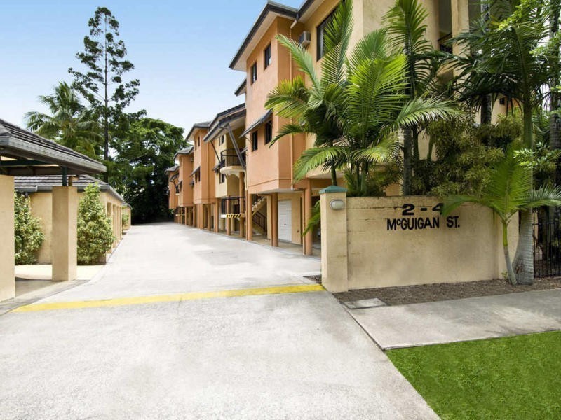 5/2-4 McGuigan, Earlville QLD 4870