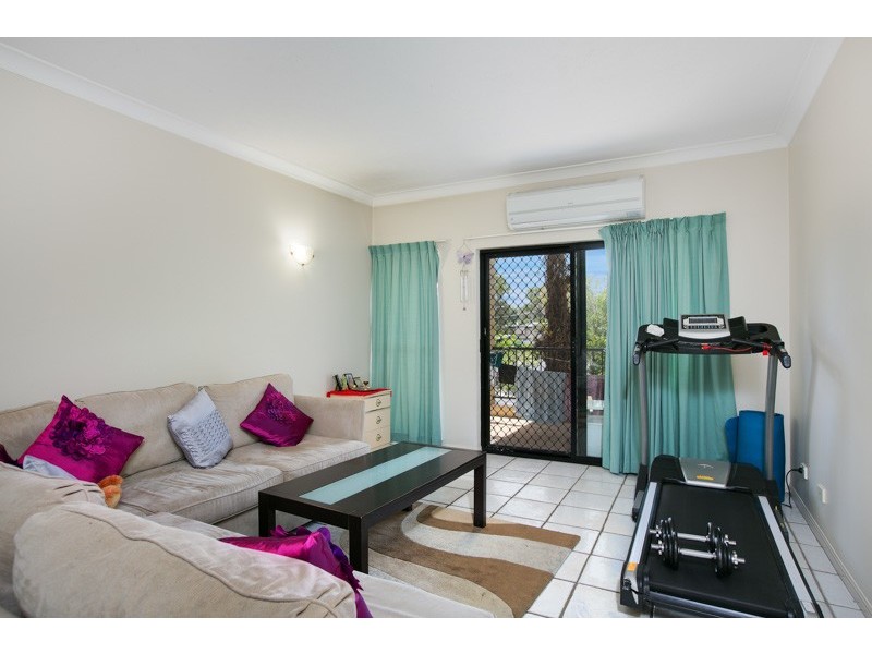 5/2-4 McGuigan, Earlville QLD 4870