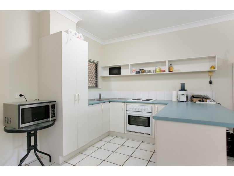 5/2-4 McGuigan, Earlville QLD 4870