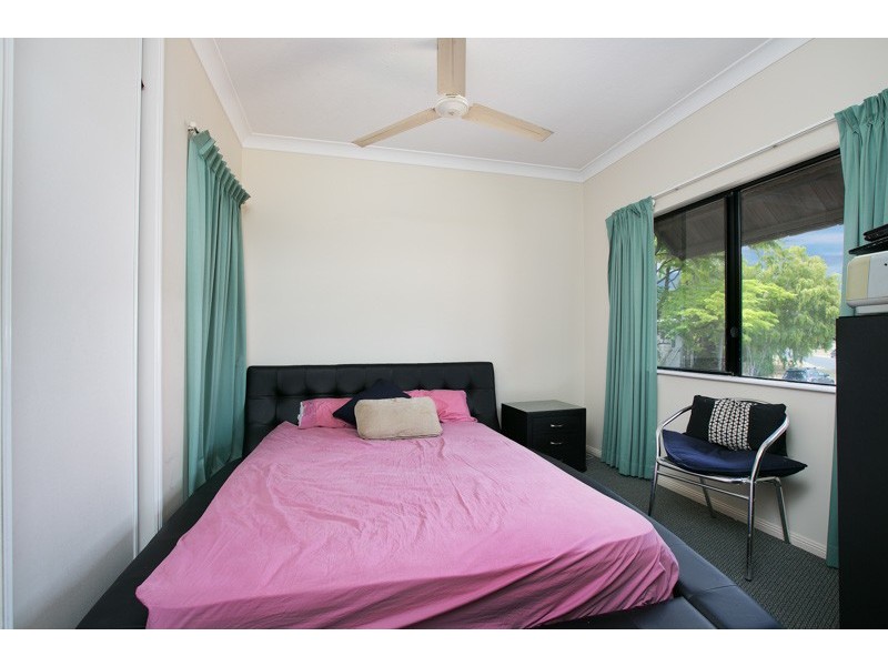 5/2-4 McGuigan, Earlville QLD 4870