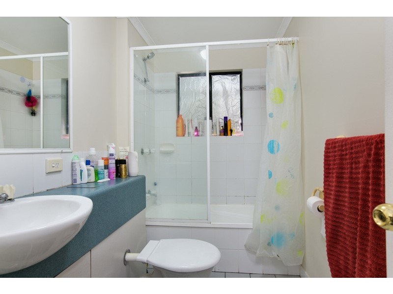 5/2-4 McGuigan, Earlville QLD 4870