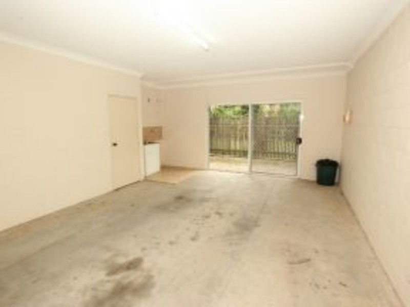 Manunda QLD 4870