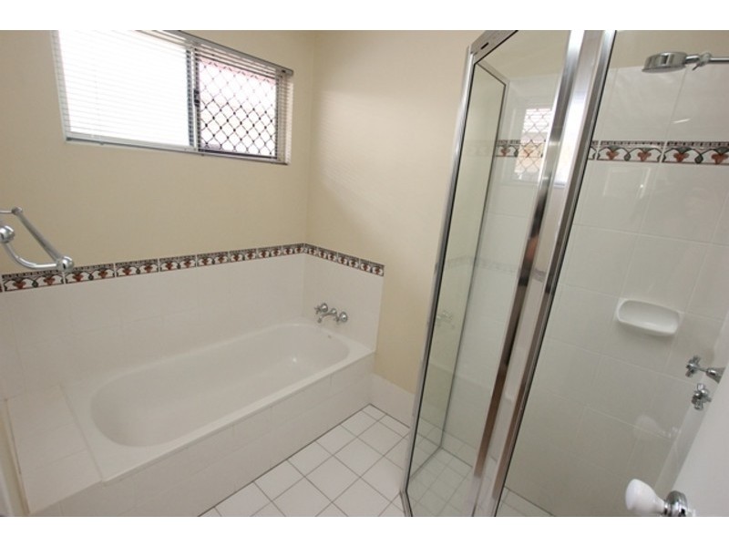 Brinsmead QLD 4870