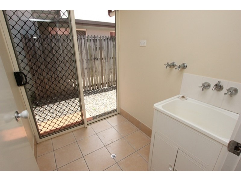 Brinsmead QLD 4870