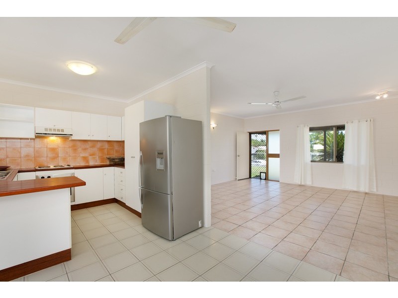 13 Matilda Close, Woree QLD 4868