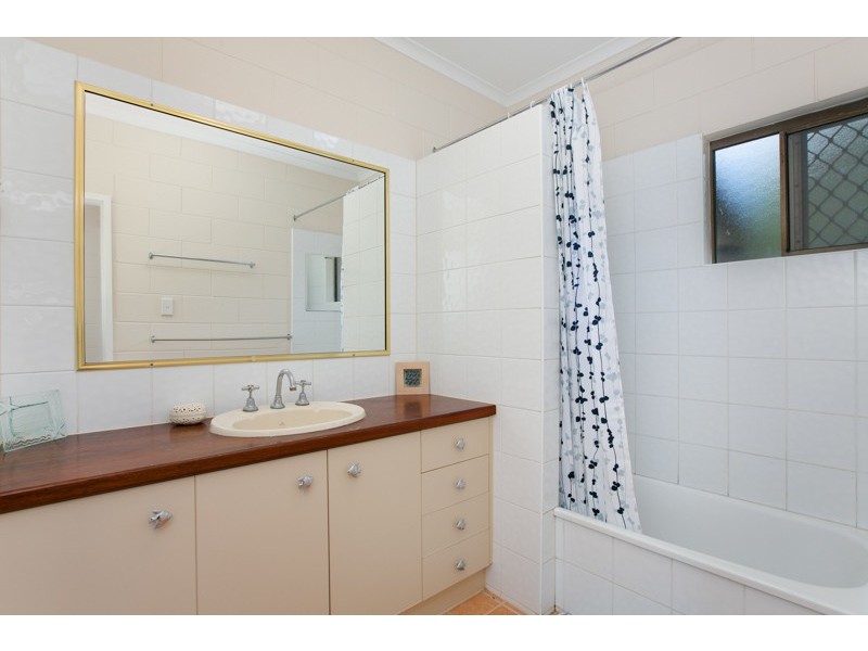 13 Matilda Close, Woree QLD 4868