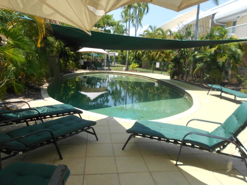 5/1-19 Poinciana Street, Holloways Beach QLD 4878