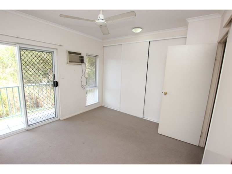 Manoora QLD 4870