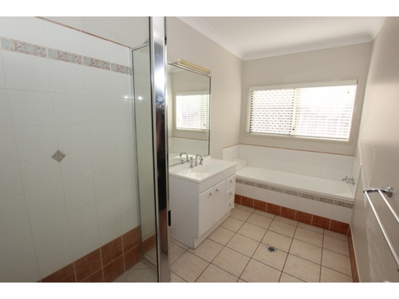 Brinsmead QLD 4870