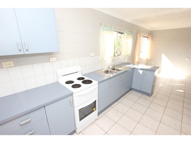 5/15 Curtin Street, Westcourt QLD 4870