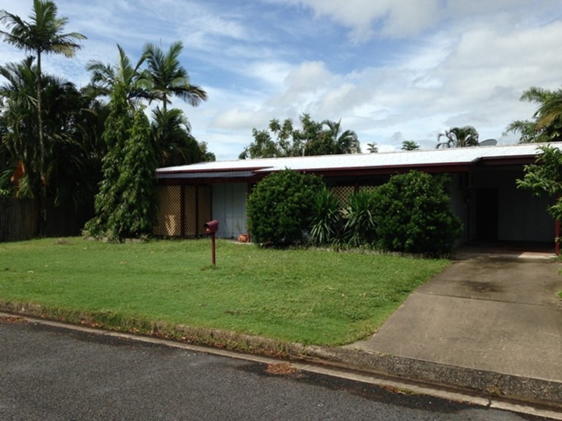3 Carolyn Close, Yorkeys Knob QLD 4878