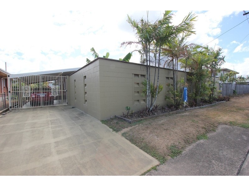 11B Creedy Street, Westcourt QLD 4870
