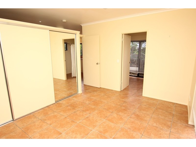 11B Creedy Street, Westcourt QLD 4870