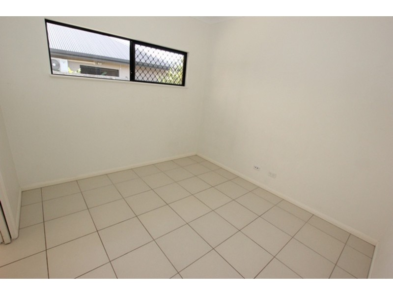 11 Thooleer Vista, Trinity Park QLD 4879