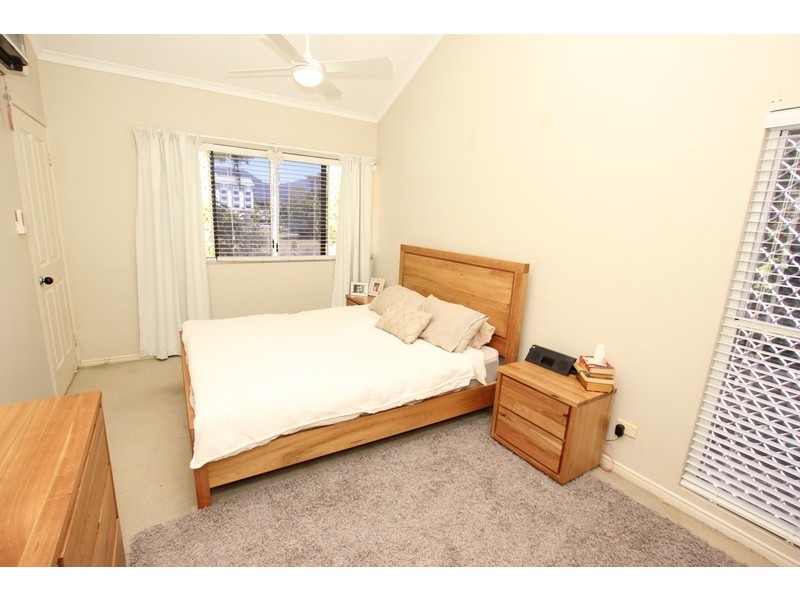 10/67 Digger Street, Cairns North QLD 4870