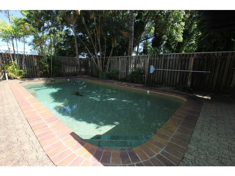 10/67 Digger Street, Cairns North QLD 4870