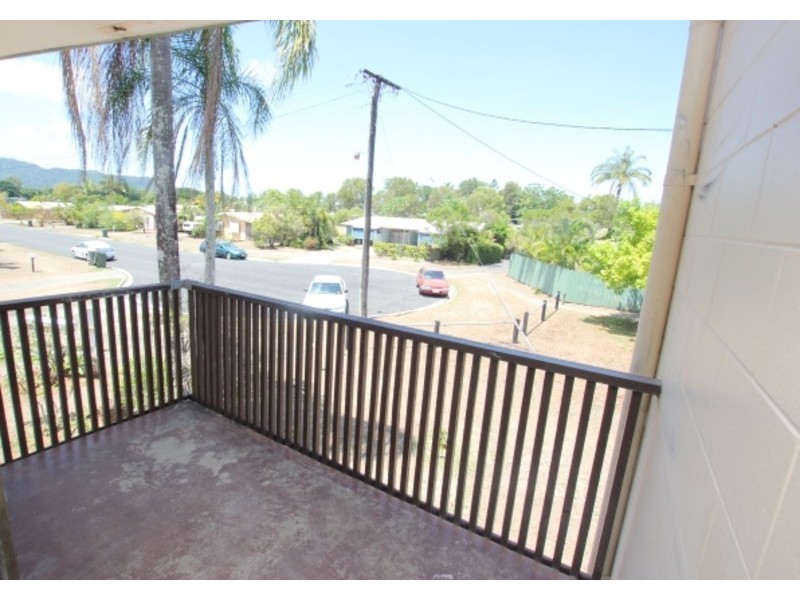 5/9 Vievers Close, Westcourt QLD 4870