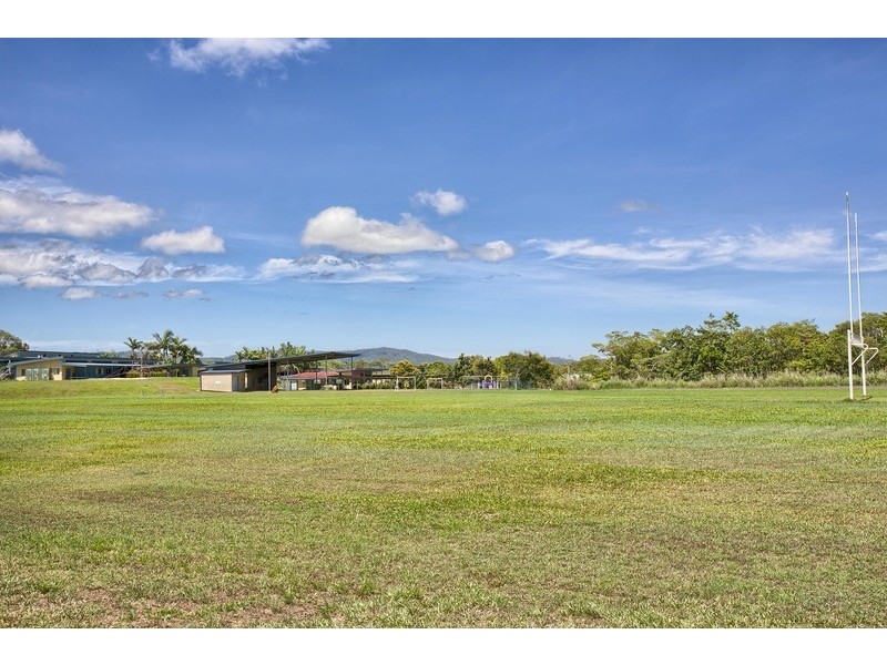 2 Fairyland Close, Kuranda QLD 4881