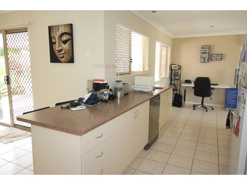 13 Sunrise Street, White Rock QLD 4868