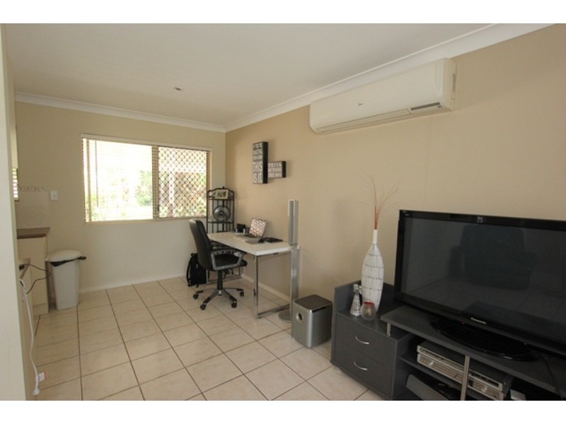 13 Sunrise Street, White Rock QLD 4868