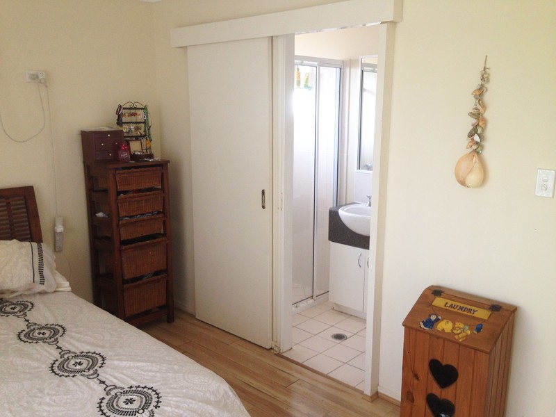 13 Sunrise Street, White Rock QLD 4868