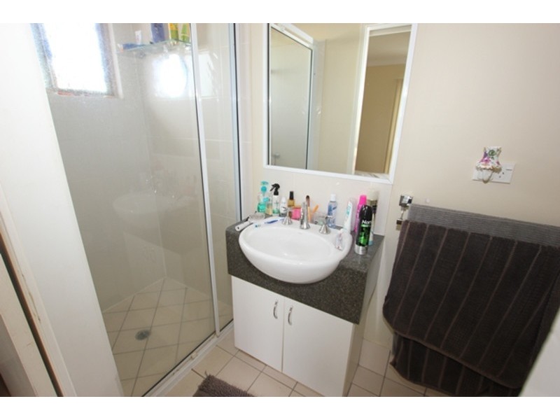 13 Sunrise Street, White Rock QLD 4868