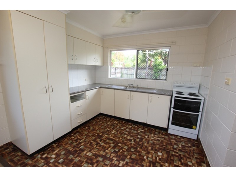 Manoora QLD 4870