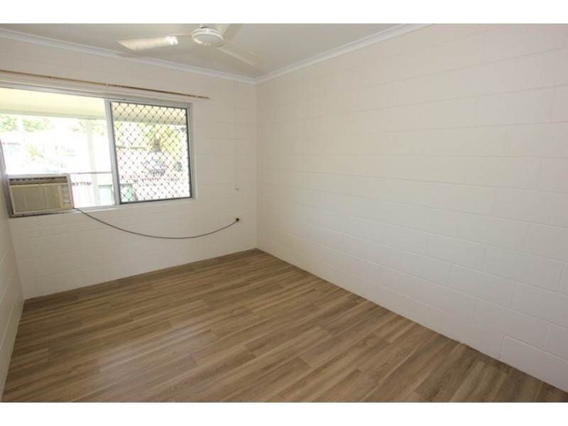 Manoora QLD 4870
