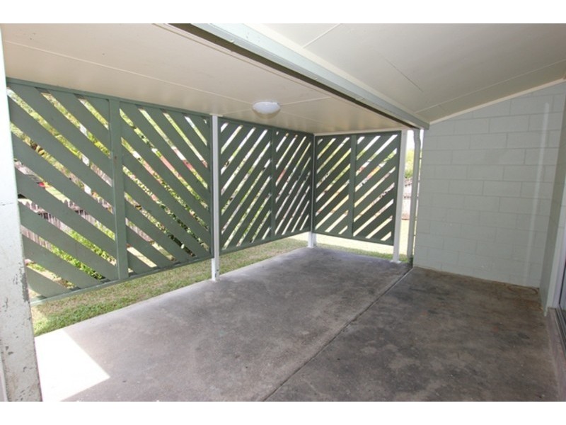 Manoora QLD 4870