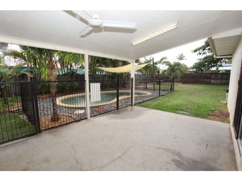 3 Peate Close, Edmonton QLD 4869