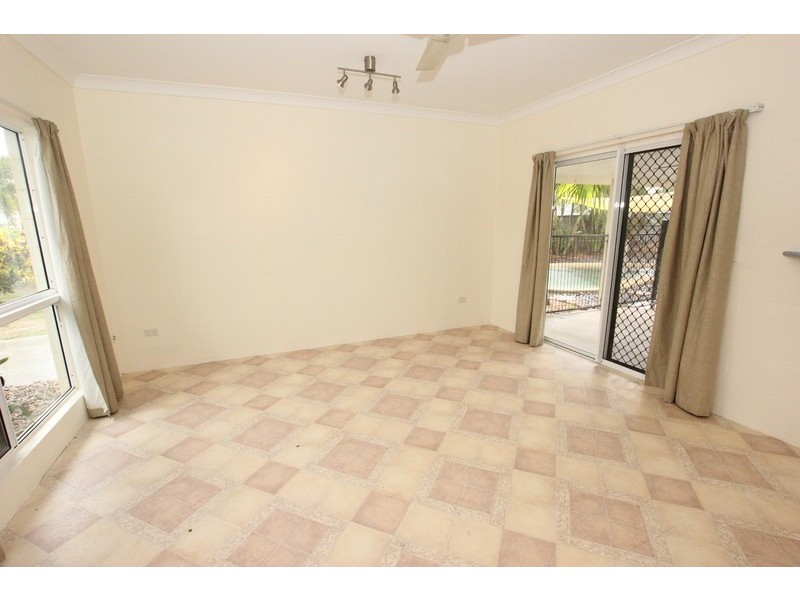 3 Peate Close, Edmonton QLD 4869
