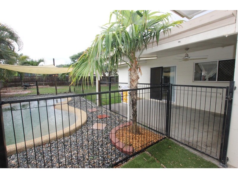 3 Peate Close, Edmonton QLD 4869